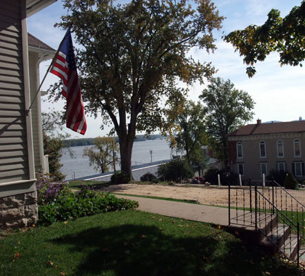 LM06 - View from Second Street - Louisiana, Missouri, USA