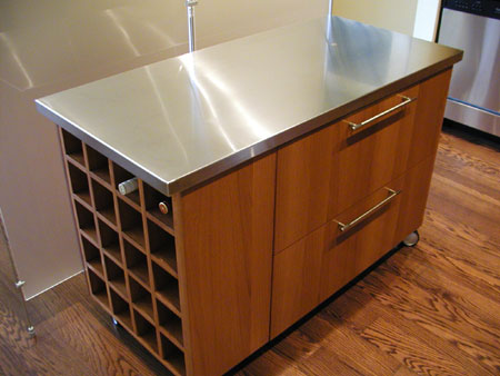 WFHDL08a - New Floating Cabinet - Condominium - Toronto, Ontario - 2006